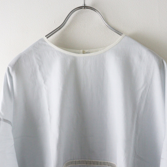 美品 25SS mina perhonen papurikko ブラウス 38 美品 25SS mina perhonen papurikko ブラウス 38 papurikko