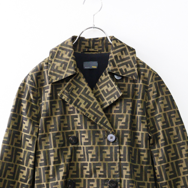【極美品/希少カラー✨】FENDI フェンディ ズッカ柄 ステンカラー コート FENDI(フェンディ) ズッカ柄チェスターコートFF0251 FF0251