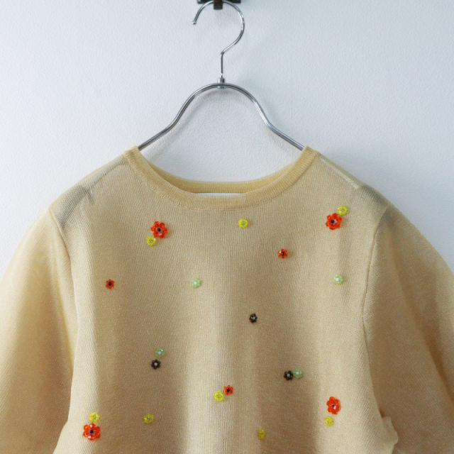 ＜EMMEL REFINES＞EM フラワービーズ シアー プルオーバー EMMEL REFINES＞EM フラワービーズ シアー プルオーバー