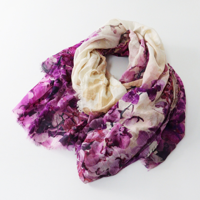 ファリエロサルティ Falierosarti 刺繍入 フラワープリント