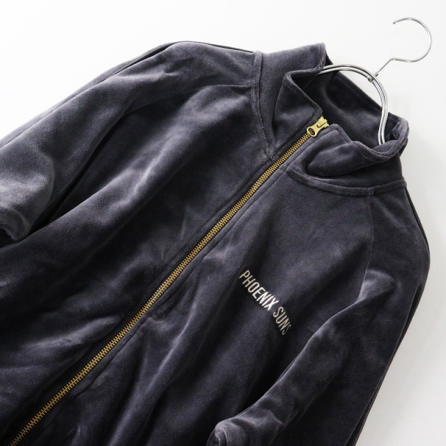 アパルトモン OFF THE COURT by NBA　ベロアジャージーブルゾン VELOUR TRACK JACKET – OFF THE COURT by NBA