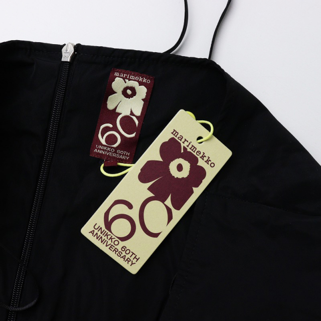 美品 定価6.2万 2024AW マリメッコ marimekko Kumarrus Unikko 60th  