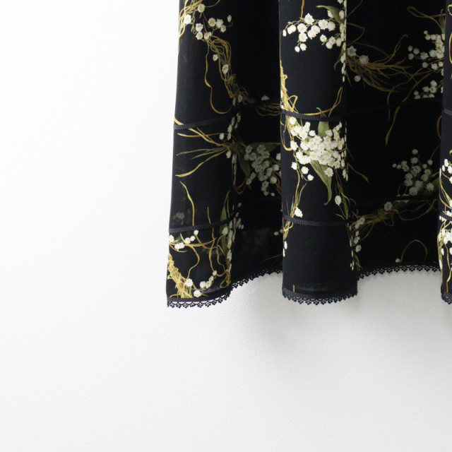 美品 Archive インゲボルグ INGEBORG すずらんプリントワンピース