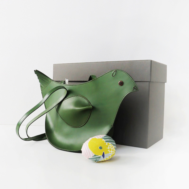 極美品 ミナペルホネン tori bag ポシェット/オリーブ 鳥バッグ 牛革