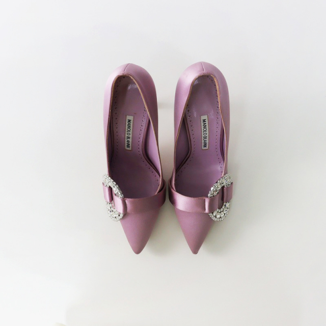 最終)Manolo Blahnik ラベンダーサテンヒール 最終)Manolo Blahnik ラベンダーサテンヒール 最終)Manolo