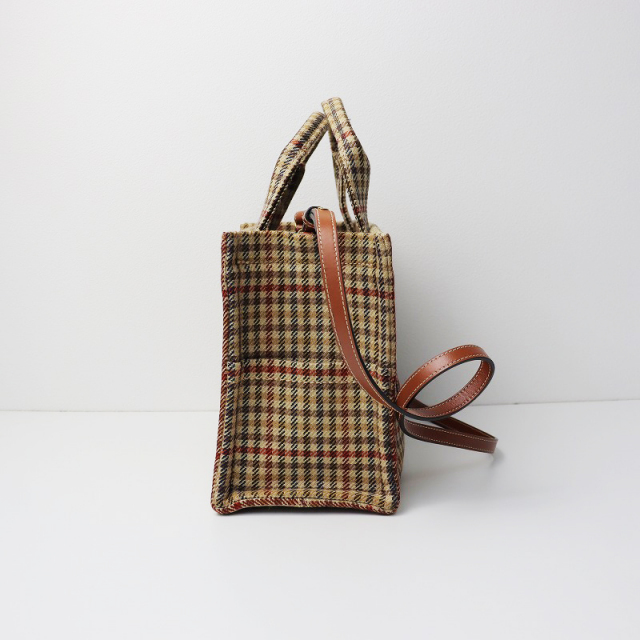 期間限定価格】極美品 セリーヌ CELINE スモール カバ タイス ツイード 