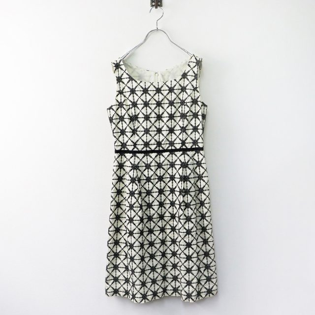 フランコフェラーロ FRANCO FERRARO 刺繍レース コットンノースリーブ  