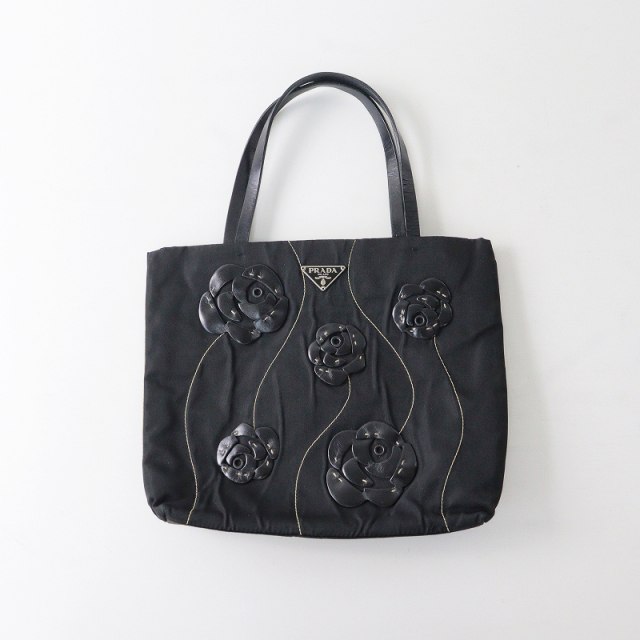 希少アイテム プラダ PRADA トライアングルタグ付 レザーフラワー  