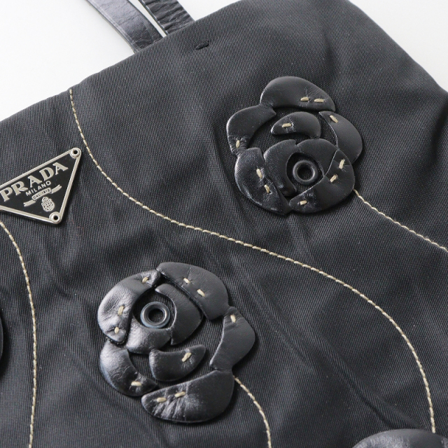 期間限定価格】希少アイテム プラダ PRADA トライアングルタグ付 