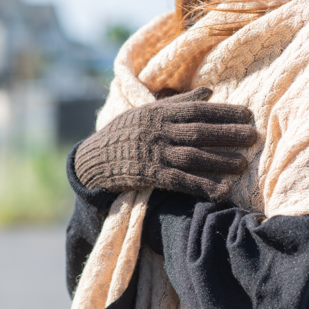 NOOS ヤク手袋 【編み模様】 モンゴル国産 天然ヤク 100％ レディース