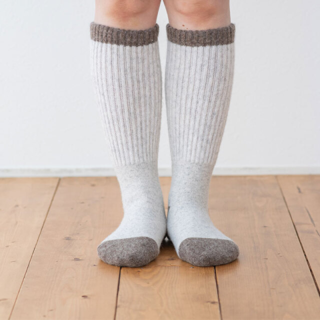 あったか靴下 モンゴルウール ハイソックス 重ねず一枚で暖かく冷え取り 冷え性対策にも 蒸れにくく快適でリピーター続出中 Noos M便 1 2