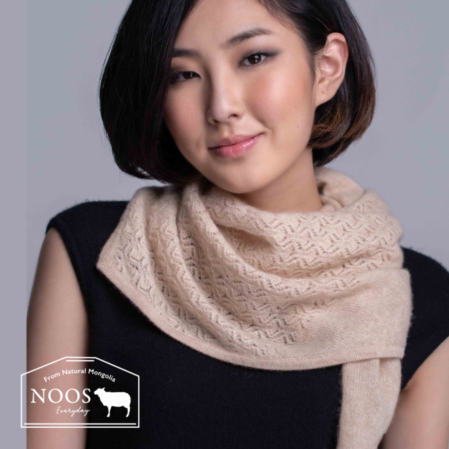 カシミヤマフラー カシミヤ100％ レディース メンズ  ブラック ベージュ 上品【NOOS】 三画ストール 大判 防寒 結婚式 厚手 可愛い 秋 冬 秋冬 女性 男性 彼女 プレゼント 誕生日プレゼントなめらか起毛 旅行