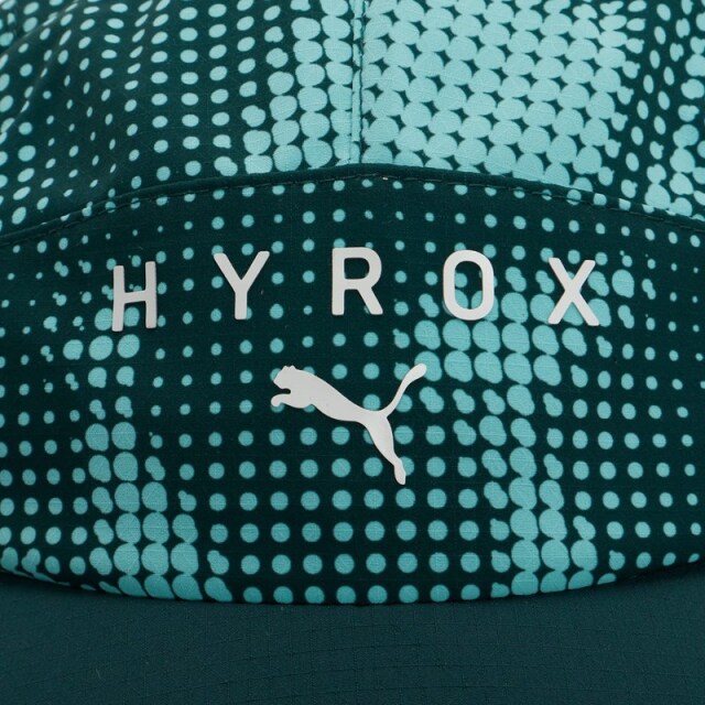 PUMA x HYROX 5パネル グラフィック キャップ ユニセックス 26FW ダークグリーン 027289_02