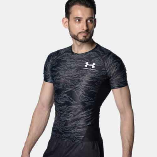 セール価格】アンダーアーマー 22SS アイソチル コンプレッション