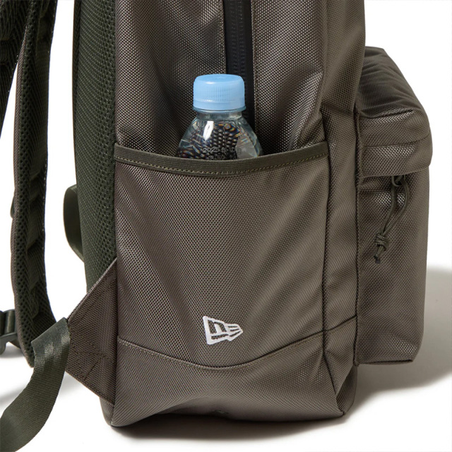 ニューエラ ライトパック 27L ユニセックス 25FW オリーブ 