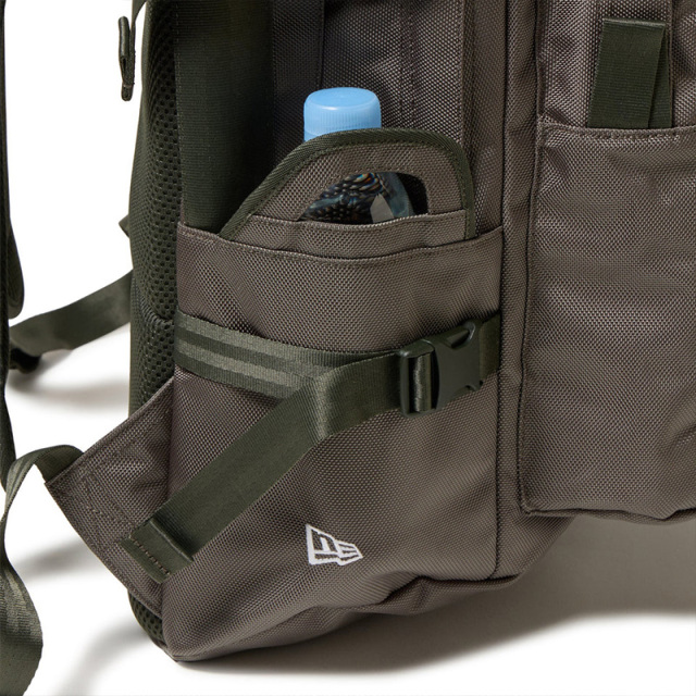 ニューエラ キャリアパック 35L ユニセックス 25FW オリーブ