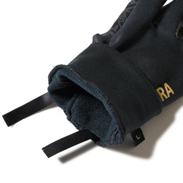 ニューエラ イータッチ フリース ウォーマーグローブ ユニセックス 25FW ブラック×ゴールド