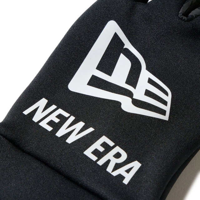 ニューエラ イータッチ フリース ウォーマーグローブ ビッグフラッグロゴ ユニセックス 25FW ブラック×ホワイト