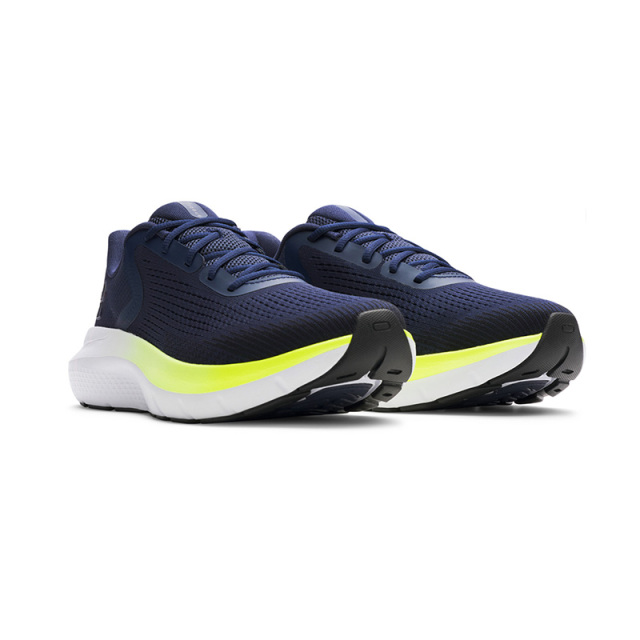 サイズ交換片道送料無料】 アンダーアーマー UAチャージド ローグ5