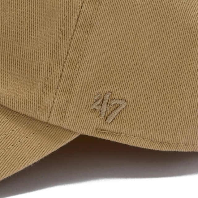 47 キャップ クリーンナップ Nヤンキース  25FW カーキ × ベージュ 14751182