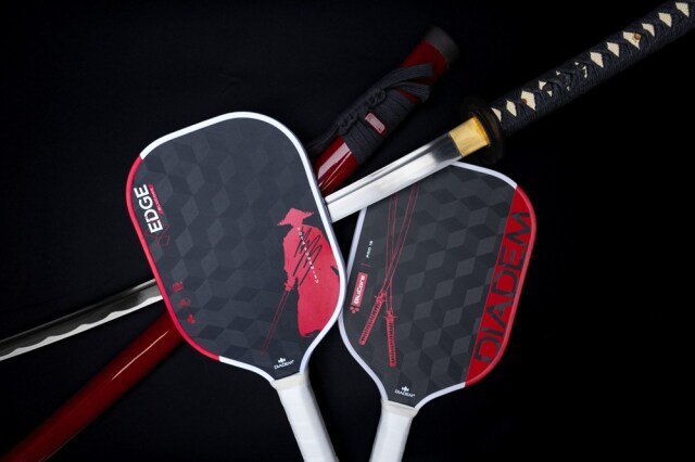 DIADEM ピックルボールパドル EDGE BLUCORE PRO16 YUTA 26FW レッド×ホワイト TPA025