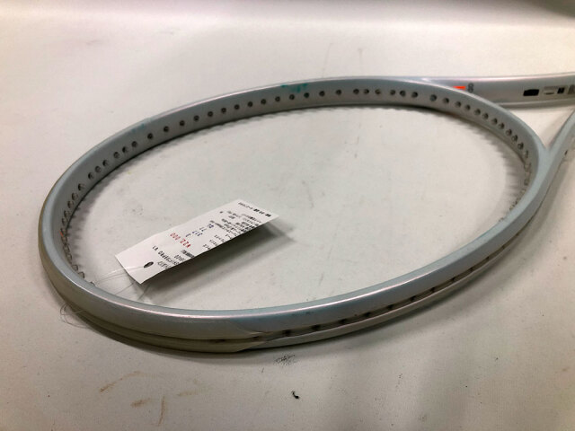 【中古ラケット】ウィルソン ＳＨＩＦＴ９９ＰＲＯ　Ｖ１　１８×２０