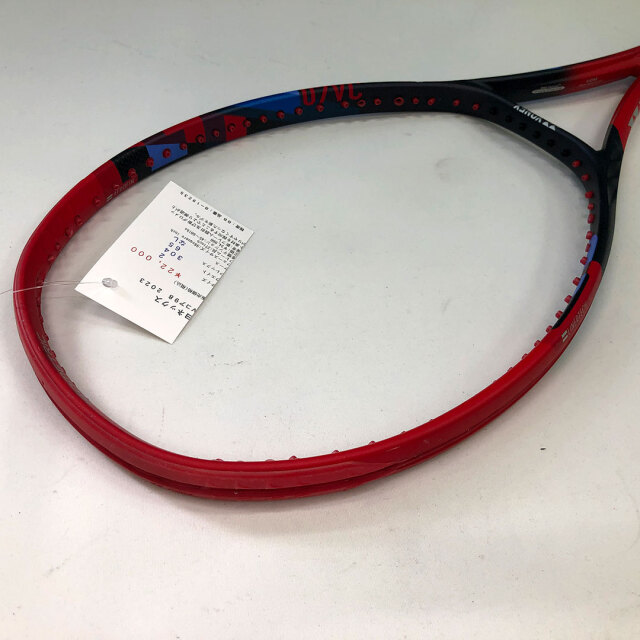 【中古ラケット】ヨネックス Ｖコア９８　２０２３