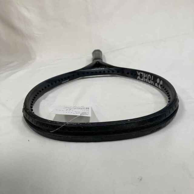 【中古ラケット】ヨネックス Vコア１００　２０２１