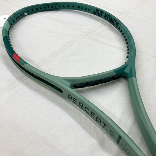 【中古ラケット】ヨネックス ＰＥＲＣＥＰＴ９７（２０２３）