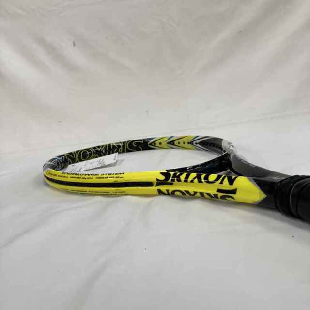【中古ラケット】スリクソン ＲＥＶＯ　Ｖ３．０