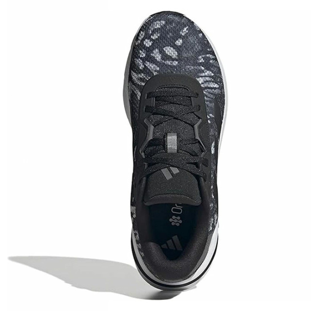 アディダス　ランニングマシン　adidas 200820-iconic-hero-1200x900.jpg