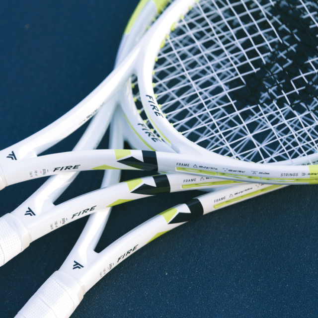 Tecnifibre ファイア300 14FIR3006 2026SS パワー系 テニスラケット