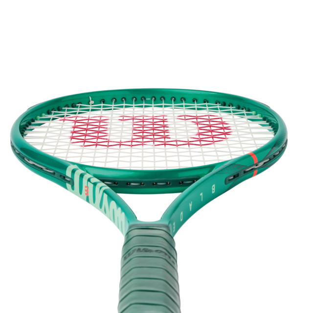 WILSON　ブレード 98 18X20 V10　WR207911U