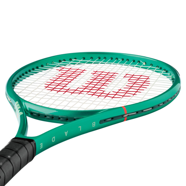 WILSON　ブレード26 RKT V10 26　WR208710S