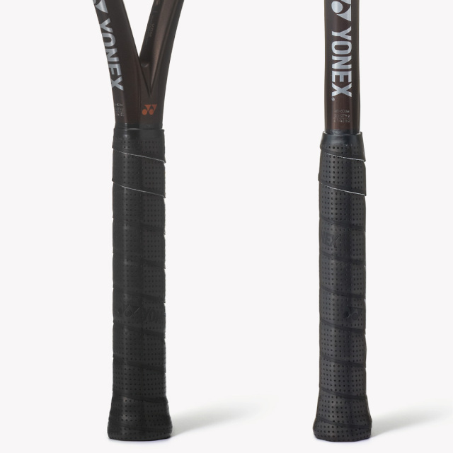 YONEX　EZONE100TOUR イーゾーン100ツアー　ヨネックス　08EZ10TR