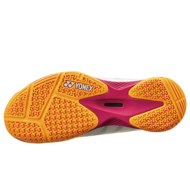 YONEX 　パワークッション コンフォート Z ワイド ミッド　オフホワイト/レッド　ミッドカット　4Eワイド設計　SHBCFZ3WM-236
