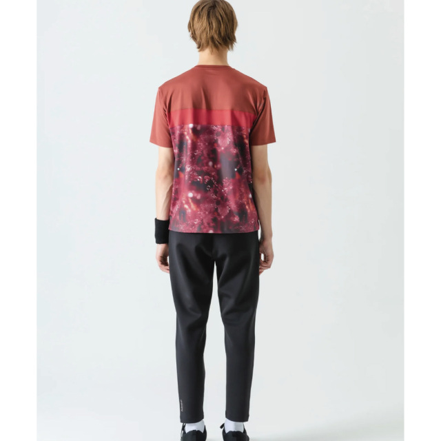 ADMIRAL メンズ フロントライングラフィックTEE ATMA515-040 2025FW