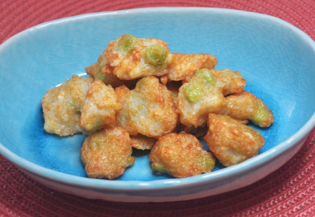 冷凍枝豆チーズちぎり皿盛り