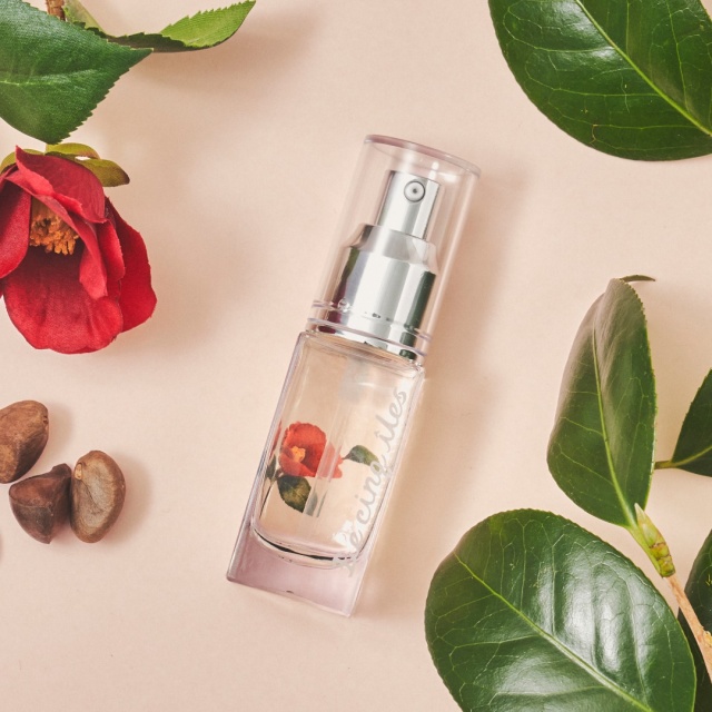 ドゥ サンクィル ピュア椿