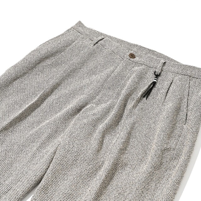 VARIO YARN 2PLEATS PANTS  ヴァリオヤーン・ツープリーツパンツ(コモド)