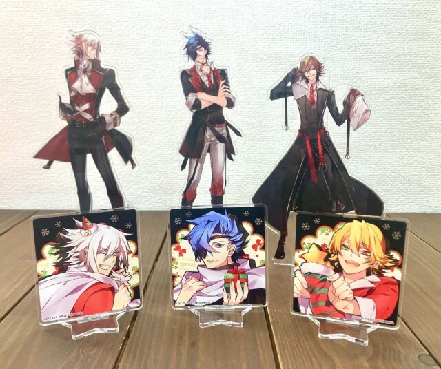 新作-グッズ】女王蜂の王房 アクリルスタンド