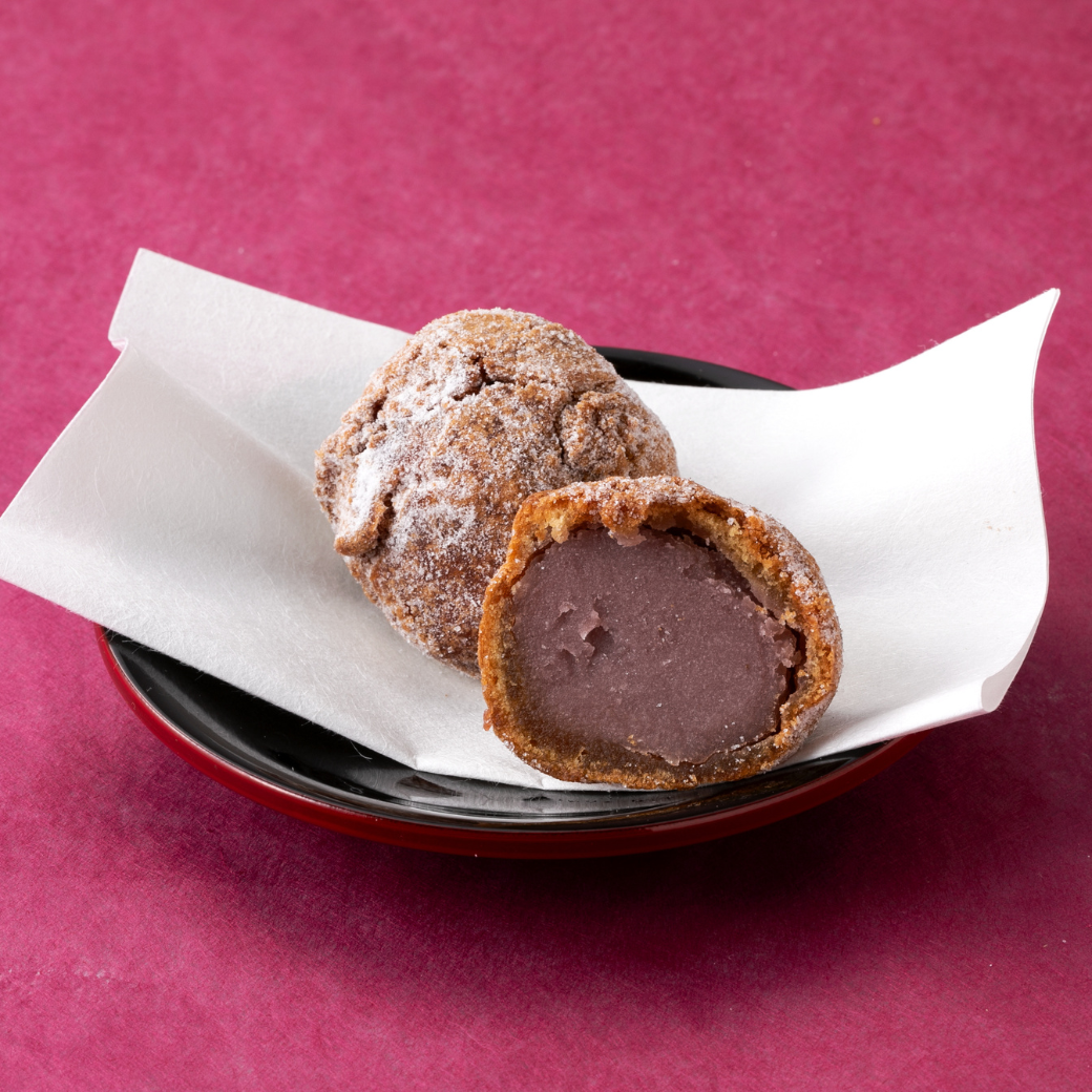 いちご餡ドーナツ