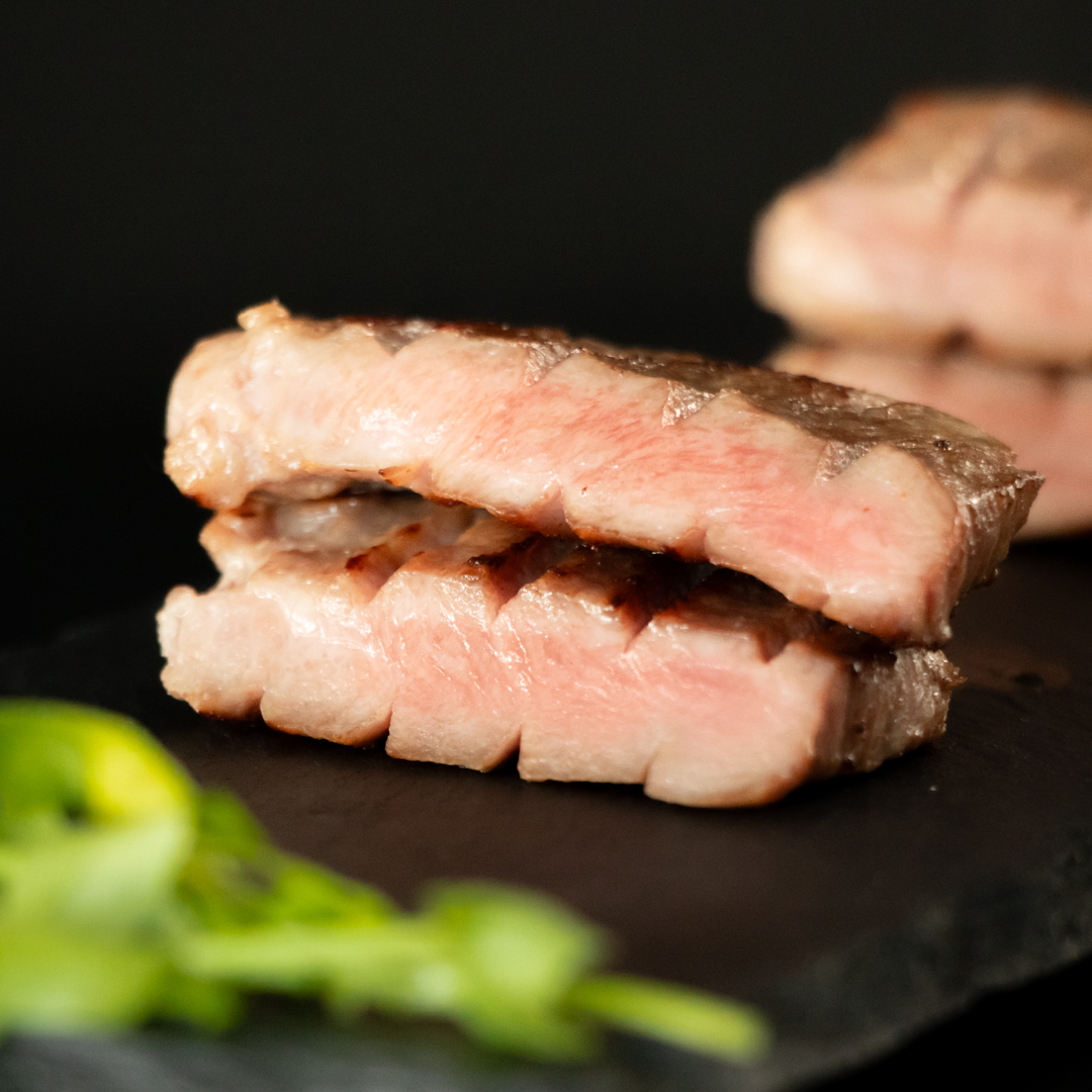 仔牛の牛タン霜降り 塩麹熟成 200g（40g × 5枚）