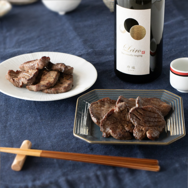 【閖上地酒セットC】焼きたて陣中牛タン 食べ比べセット + 宝船浪の音 純米吟醸 玲瓏 720ml