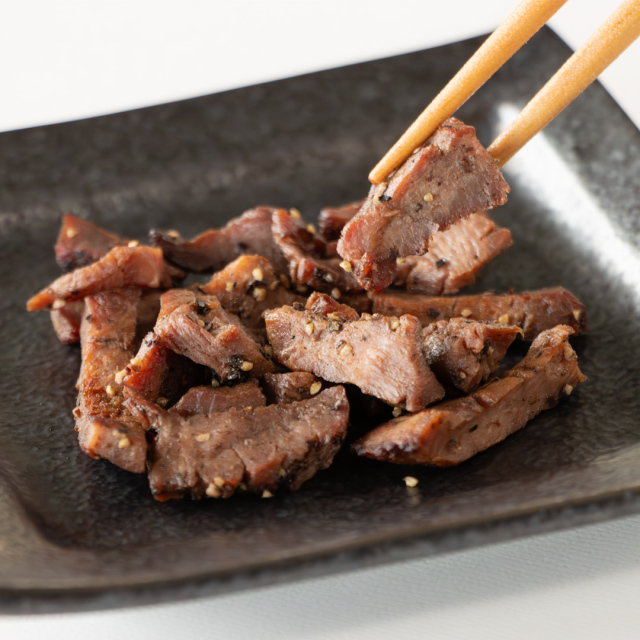 焼きたて陣中牛タン 黒胡椒 30g