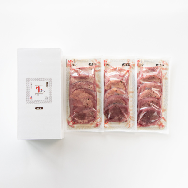 牛タン丸ごと一本塩麹熟成　720g（6人前）　¥11,000 (税込)