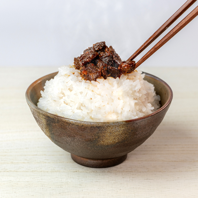 945円 【96%OFF!】 陣中 牛タン 仙台 ラー油 辛口 そぼろ 100g 各1個 セット 945円 【96%OFF!】 陣中 牛タン 仙台 ラー油 辛口 そぼろ 100g 各1個 セット
