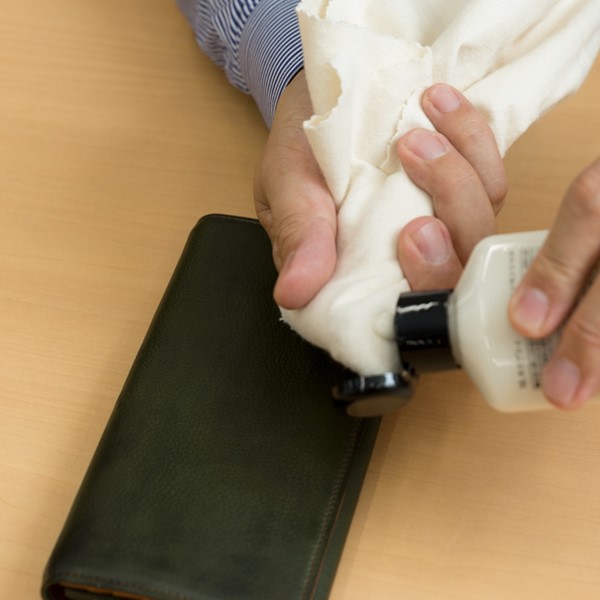 保革＆汚れ落としもこれ1本 クリームエッセンシャル M.MOWBRAY公式