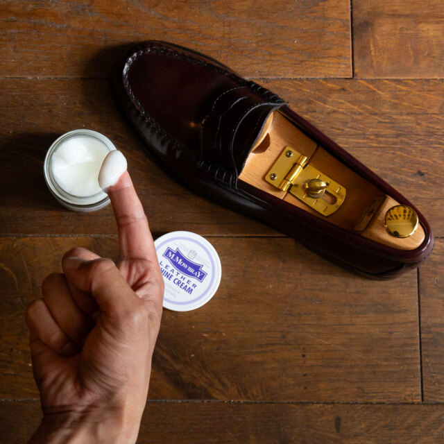 くまもんさん専用BENIR5511ガラスレザー ウエディングシューズ27.0 ガラスレザーのために開発 ガラスレザークリーム M.MOWBRAY公式