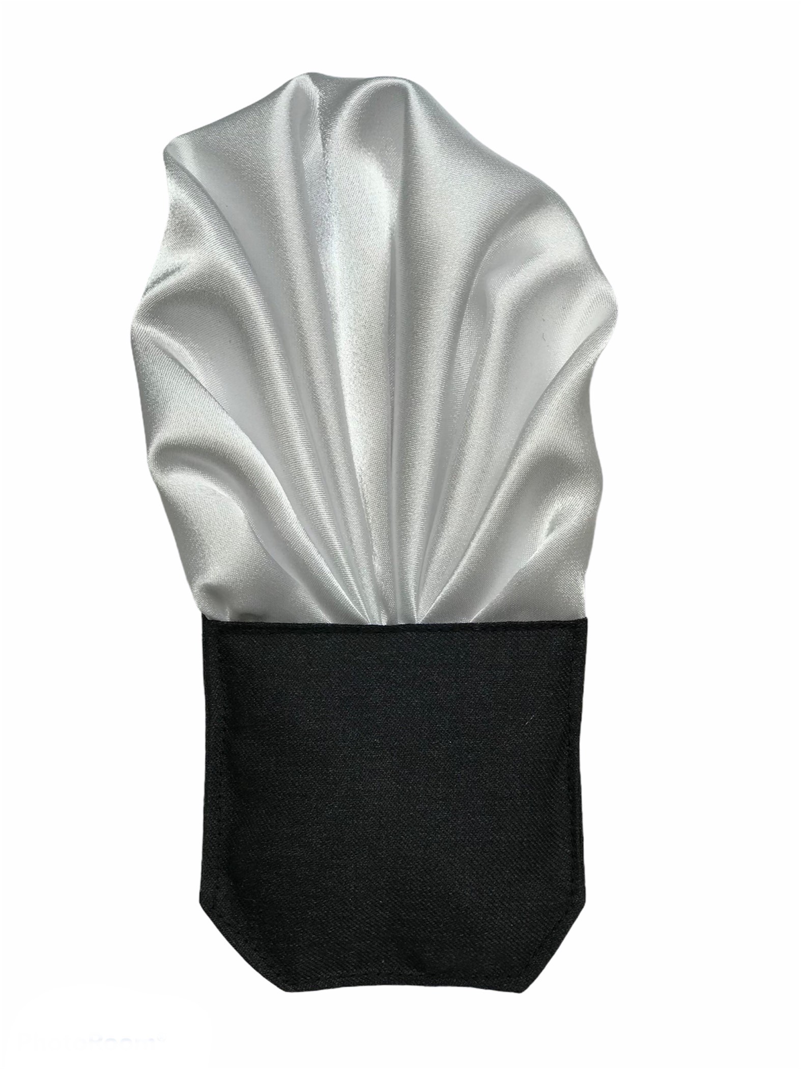 簡単チーフ　ホワイト無地